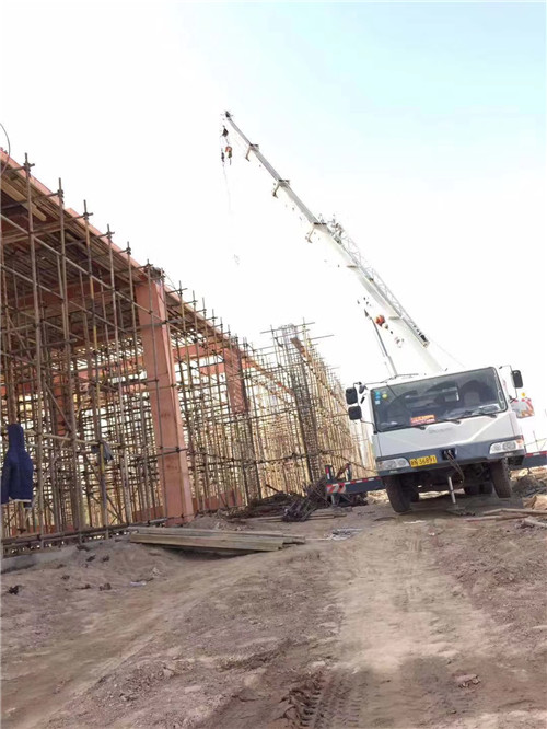 公安县25 吨、50 吨吊车怎么选？多大重量 / 半径适合对应车型？